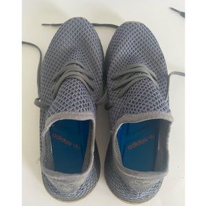 Adidas deerupt runner